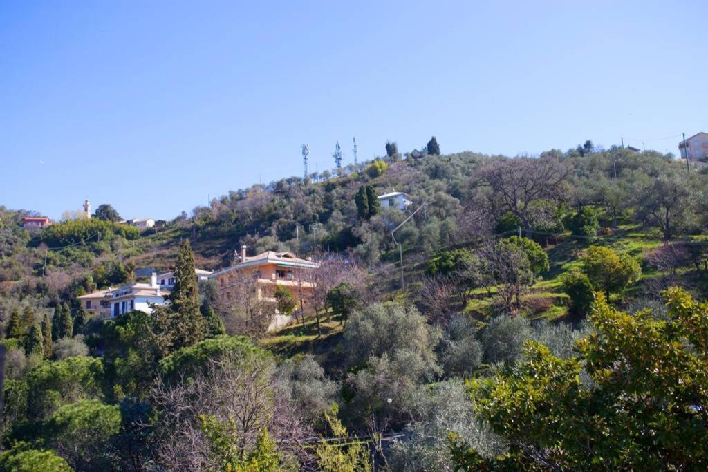 La Vivagna - Casa Vista Mare Tra Gli Ulivi Villa Leivi Exterior photo